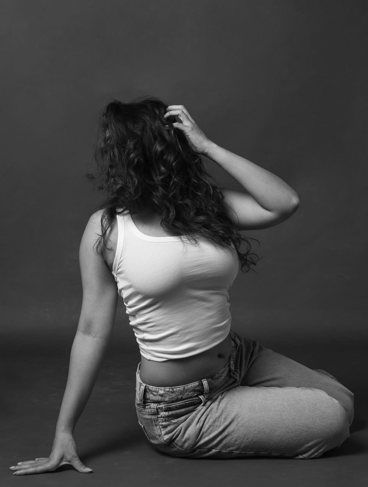 ketika sharma top jeans navel curvy indian actress (2)
