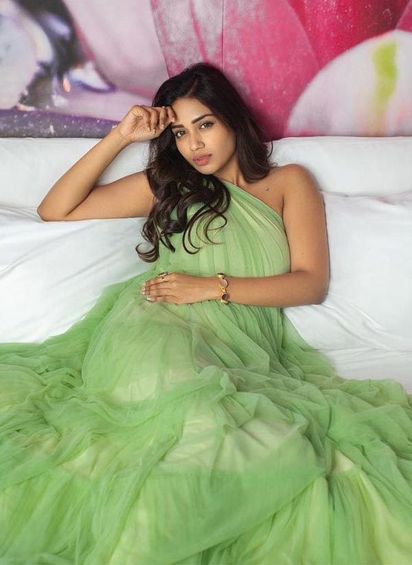 Nivetha Pethuraj hot photos Nivetha Pethuraj hot photos
