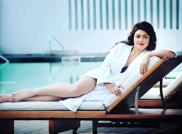 Arina Dey hot photos actress ullu kachra Arina Dey hot photos actress ullu kachra