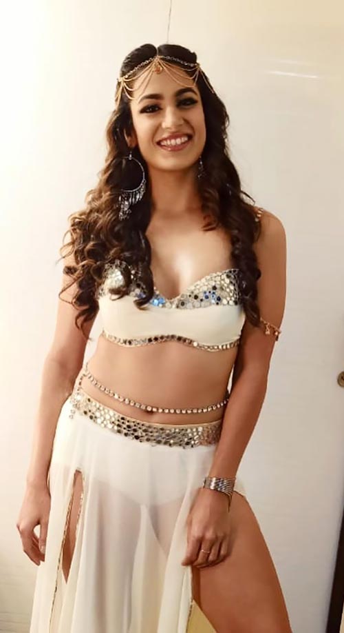 Arushi Chawla hot mtv roadies contestant