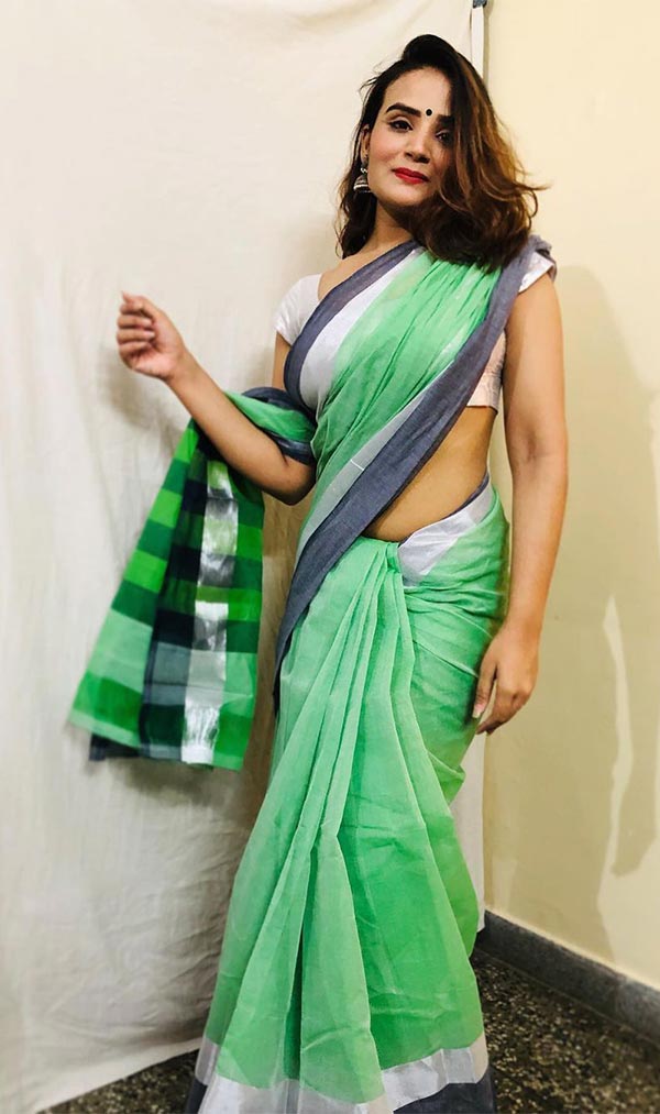 Aadita Jain hot saree curvy indian actress