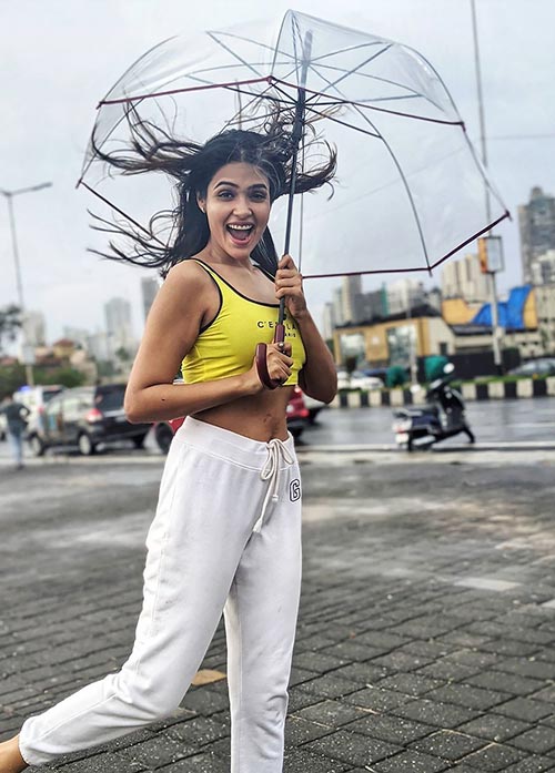 Charvi Saraf hot indian tv actress kasautii zindagii kay Charvi Saraf hot indian tv actress kasautii zindagii kay