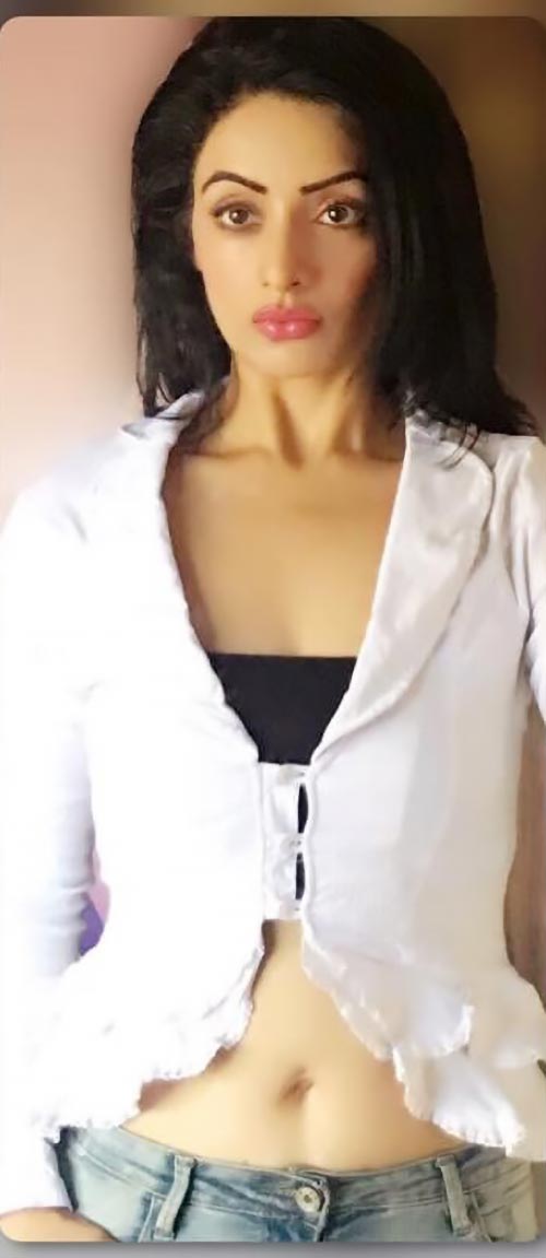 Sonia Singh hot actress savdhaan india manmohini