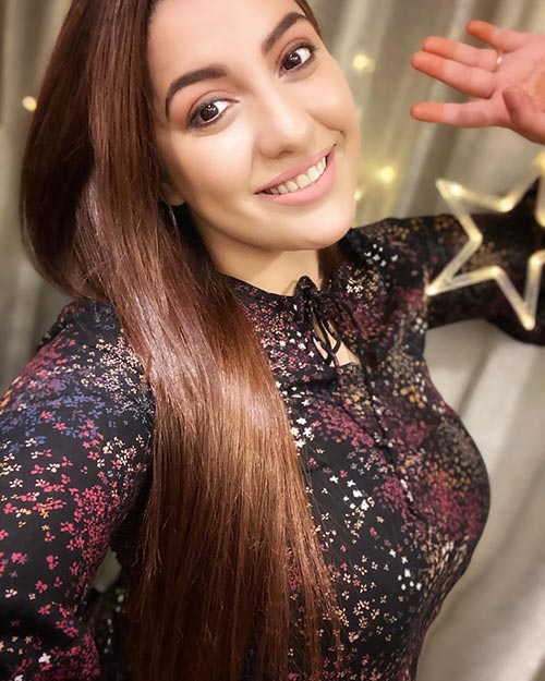 Neetu Singh curvy Indian actress