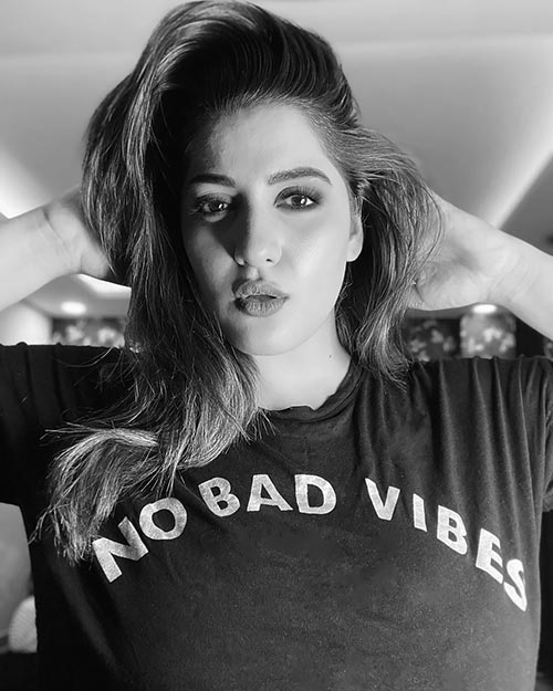 Neetu Singh curvy punjabi actress