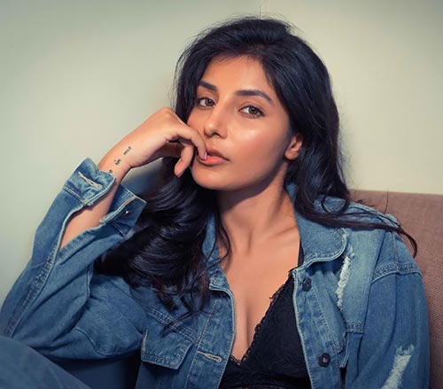 Harshita Gaut hot photos mirzapur actress Harshita Gaut hot photos mirzapur actress