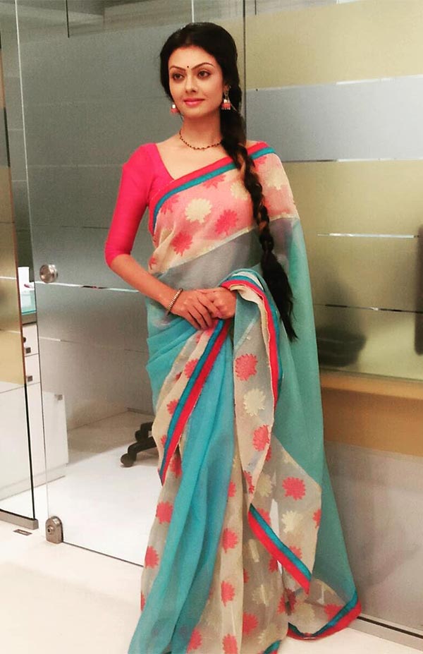 Arina Dey hot photos actress ullu kachra Arina Dey hot photos actress ullu kachra