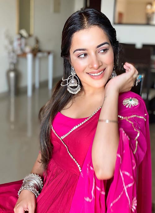 Sara Gurpal hot photos