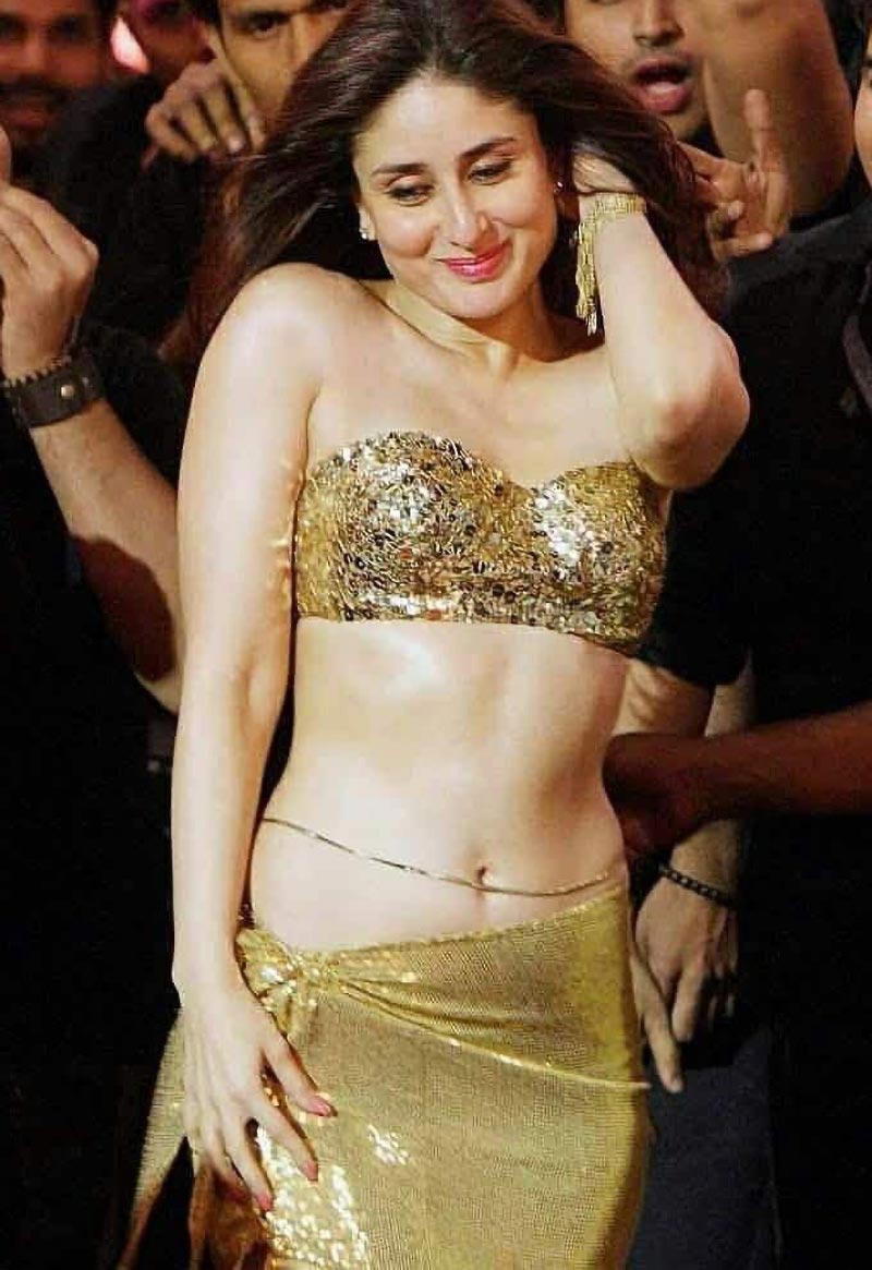 Kareena Kapoor navel hot photos Kareena Kapoor navel hot photos