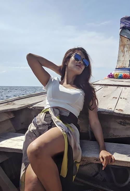 Charvi Saraf hot indian tv actress kasautii zindagii kay Charvi Saraf hot indian tv actress kasautii zindagii kay