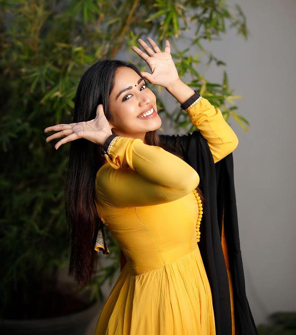 Nivetha Pethuraj hot photos Nivetha Pethuraj hot photos