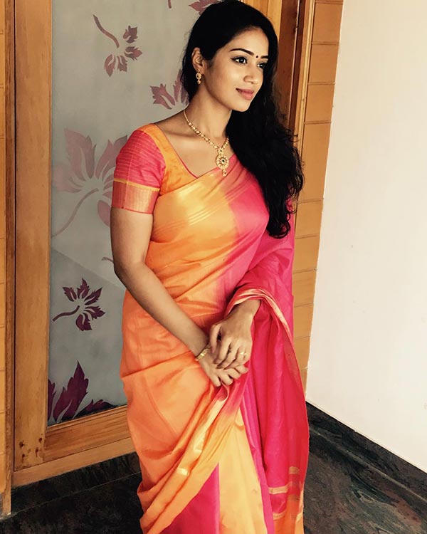 Nivetha Pethuraj hot photos Nivetha Pethuraj hot photos