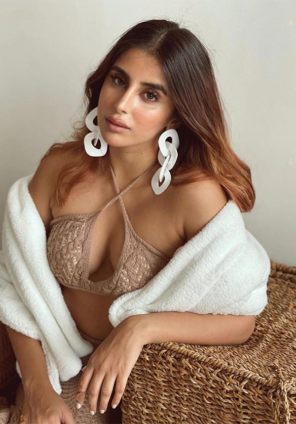 Miesha Iyer hot Miesha Iyer hot