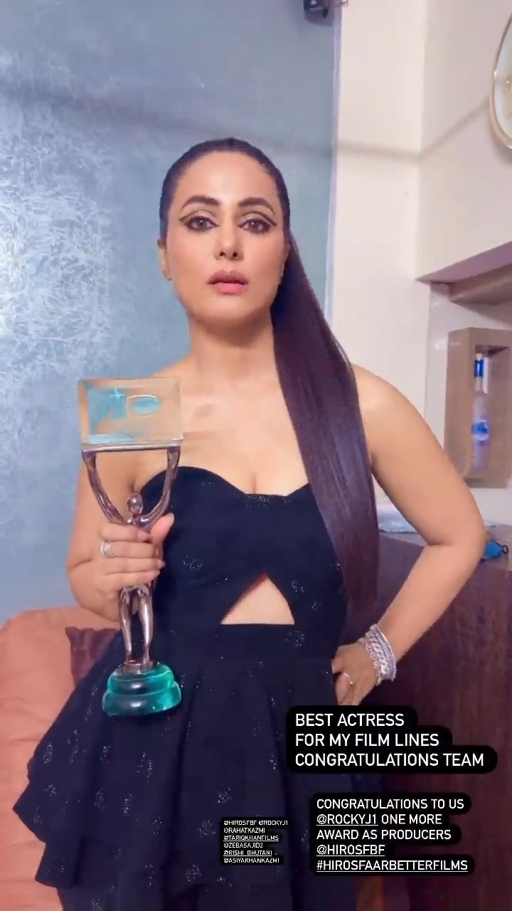 Hina Khan cleavage black dress ita awards Hina Khan cleavage black dress ita awards