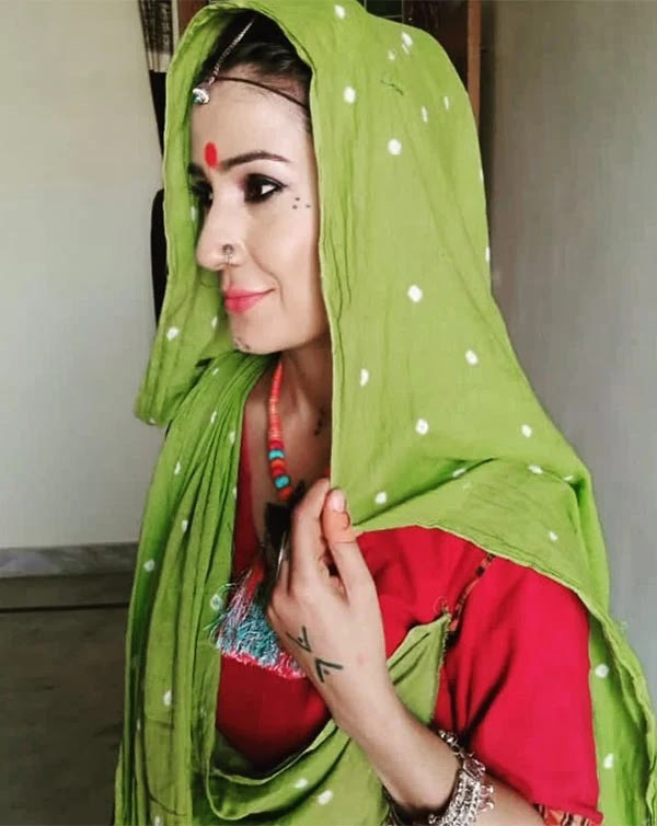 Pinky Singh hot tv actress india alert