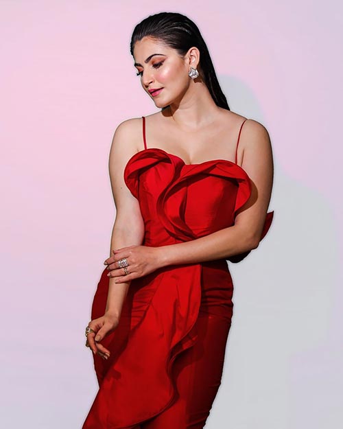 Shivaleeka Oberoi hot Shivaleeka Oberoi hot