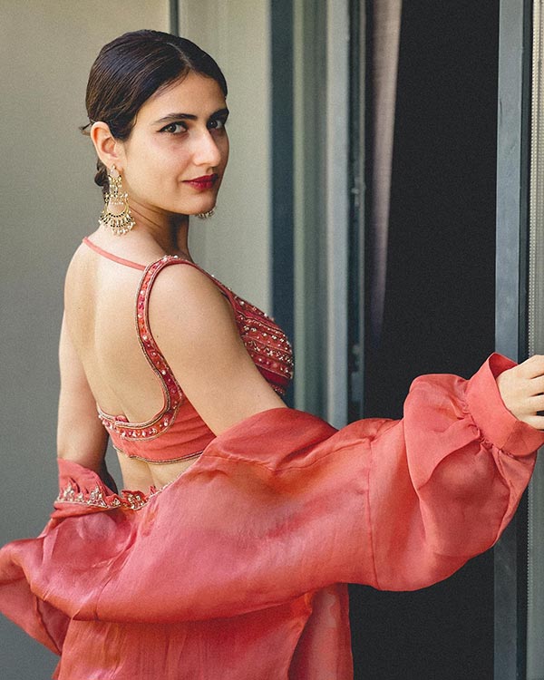 Fatima Sana Shaikh backless lehanga hot actress