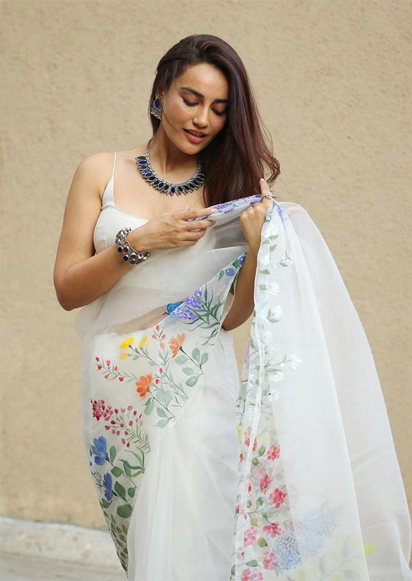 Surbhi Jyoti white saree hot actress Surbhi Jyoti white saree hot actress