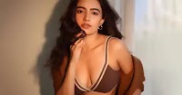 rukshar dhillon cleavage tiny top rukshar dhillon cleavage tiny top