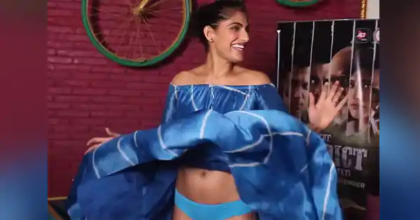 kubbra sait wardrobe malfunction actress underwear show kubbra sait wardrobe malfunction actress underwear show