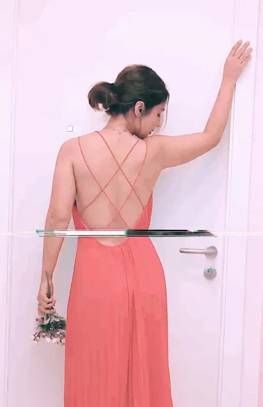 hina khan backless dress sexy back hina khan backless dress sexy back