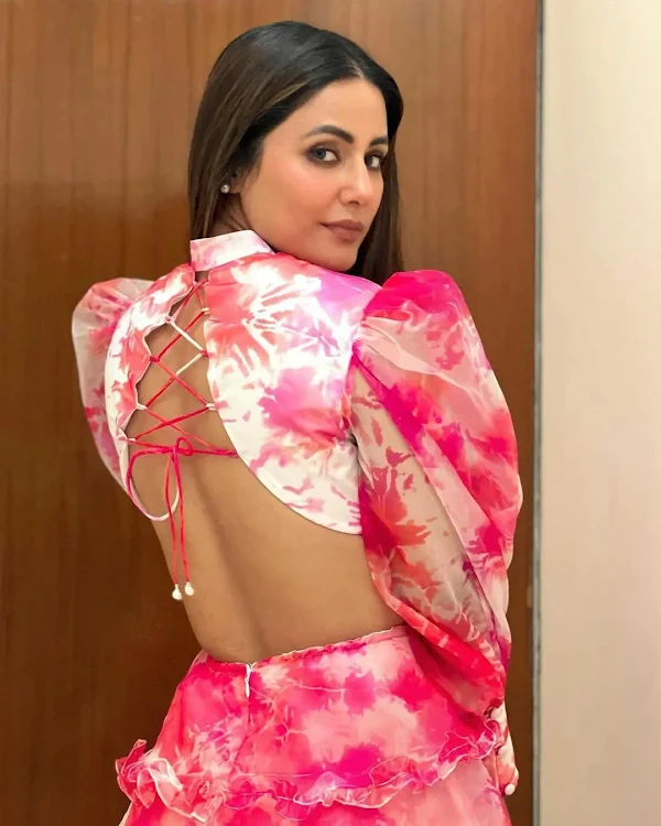 hina khan backless dress sexy back hina khan backless dress sexy back
