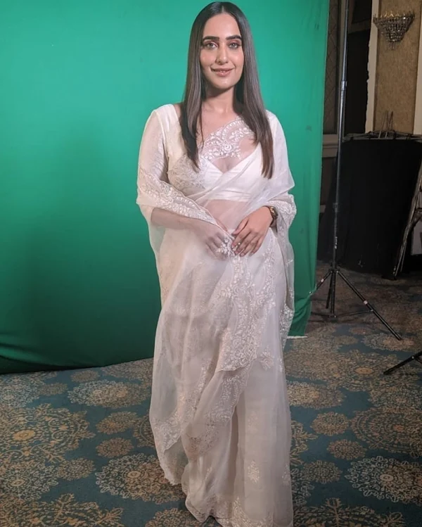 kusha kapila sheer white saree curvy indian actress kusha kapila sheer white saree curvy indian actress