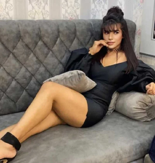 naina singh short black dress legs bigg boss contestant naina singh short black dress legs bigg boss contestant