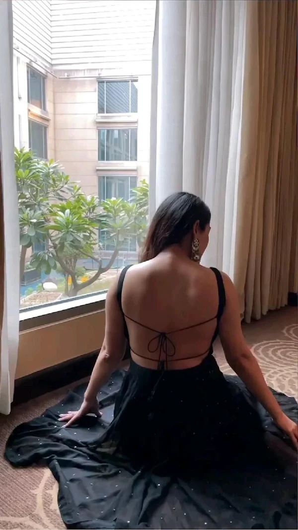 neeru bajwa backless suit hot punjabi actress neeru bajwa backless suit hot punjabi actress