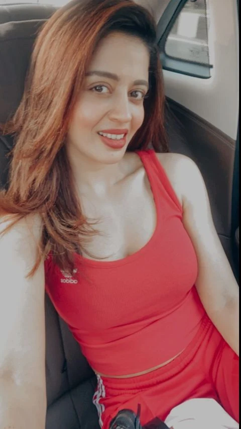 nehha pendse hot selfie indian actress nehha pendse hot selfie indian actress