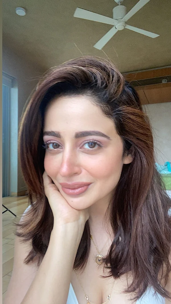 nehha pendse hot selfie indian actress nehha pendse hot selfie indian actress