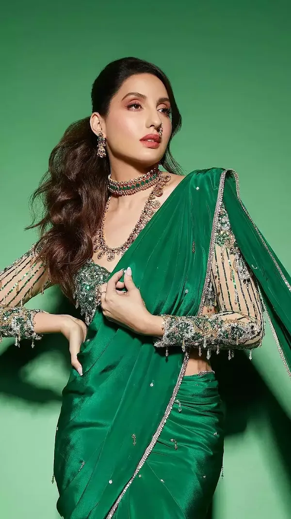 nora fatehi green saree nora fatehi green saree