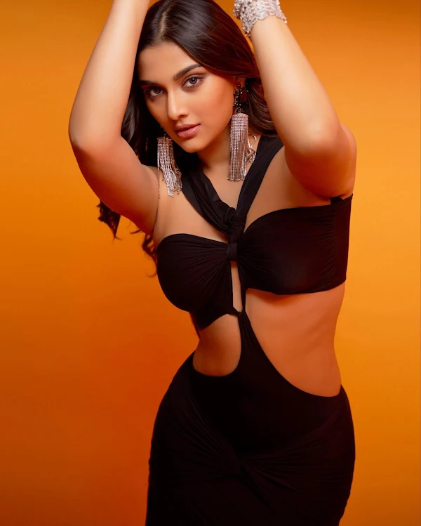 saiee manjrekar curvy bollywood actress black dress saiee manjrekar curvy bollywood actress black dress