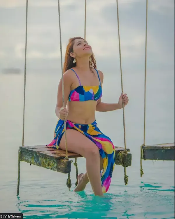 sonalee kulkarni bikini indian actress sonalee kulkarni bikini indian actress