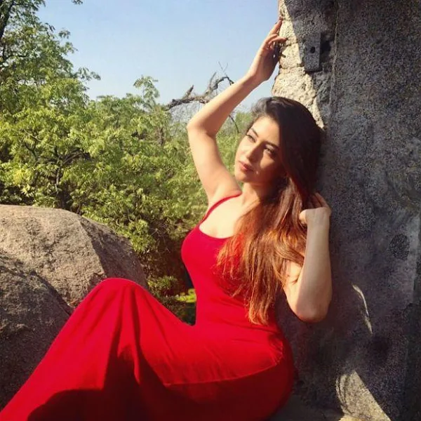 sonarika bhadoria red dress sonarika bhadoria red dress