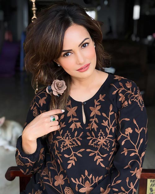 Nisha Rawal hot photos