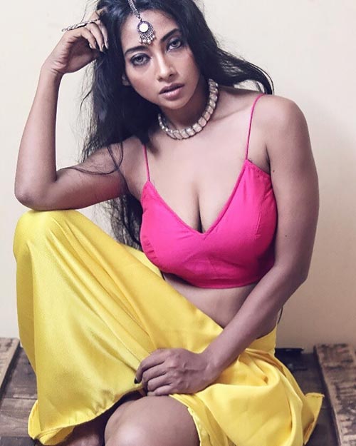 Paromita Pari Dey ullu app actress