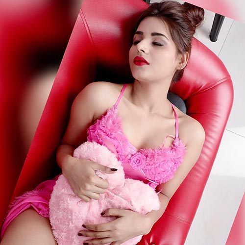 Anushka Srivastava hot ullu actress