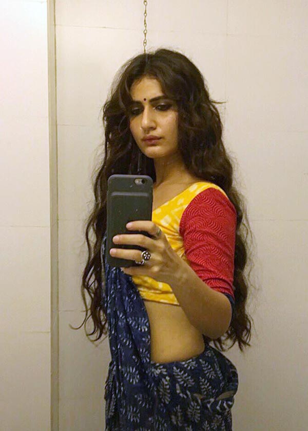 Fatima Sana Shaikh saree hot bollywood actress