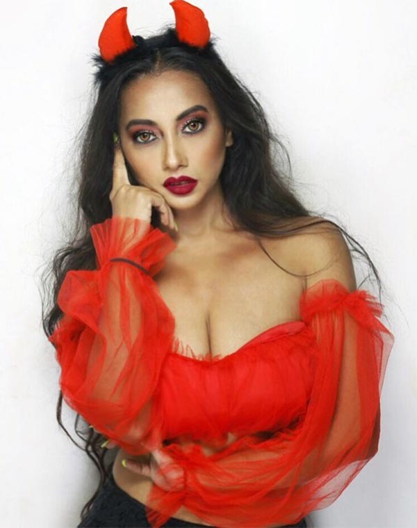 Paromita Pari Dey ullu app actress