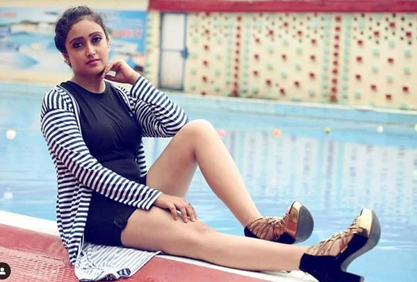 Jaya Pandey hot bhojpuri ullu actress
