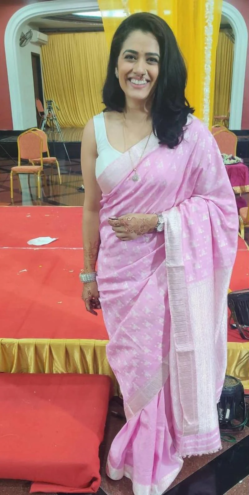 Girija Oak Godbole saree hot photos