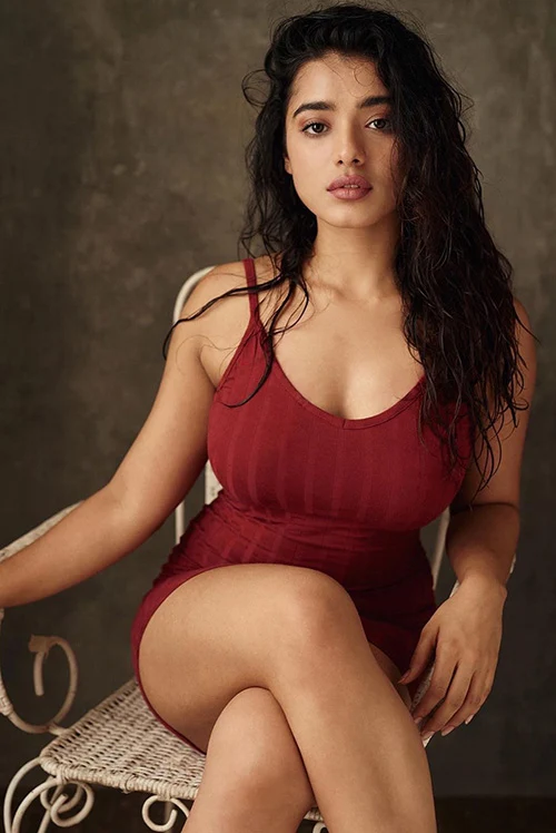 ketika sharma legs curvy indian actress ketika sharma legs curvy indian actress