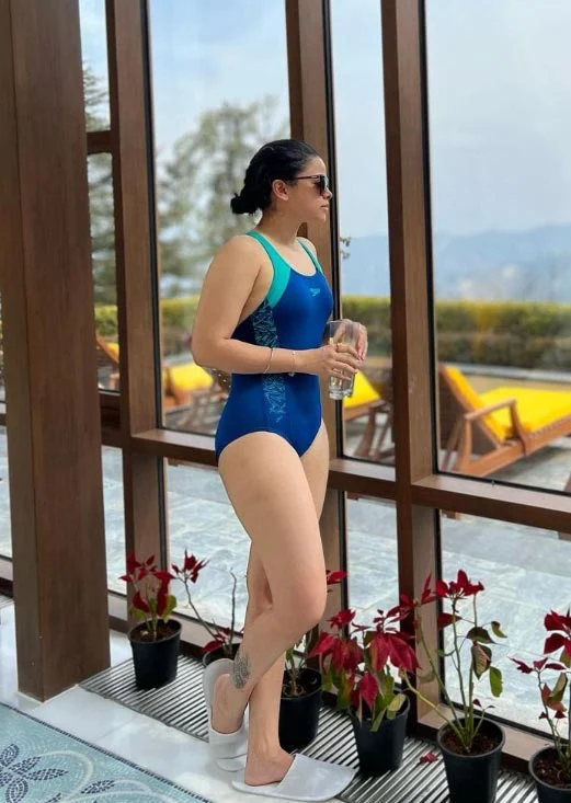 Sumona Chakravarti swimsuit hot actress kapil sharma show Sumona Chakravarti swimsuit hot actress kapil sharma show