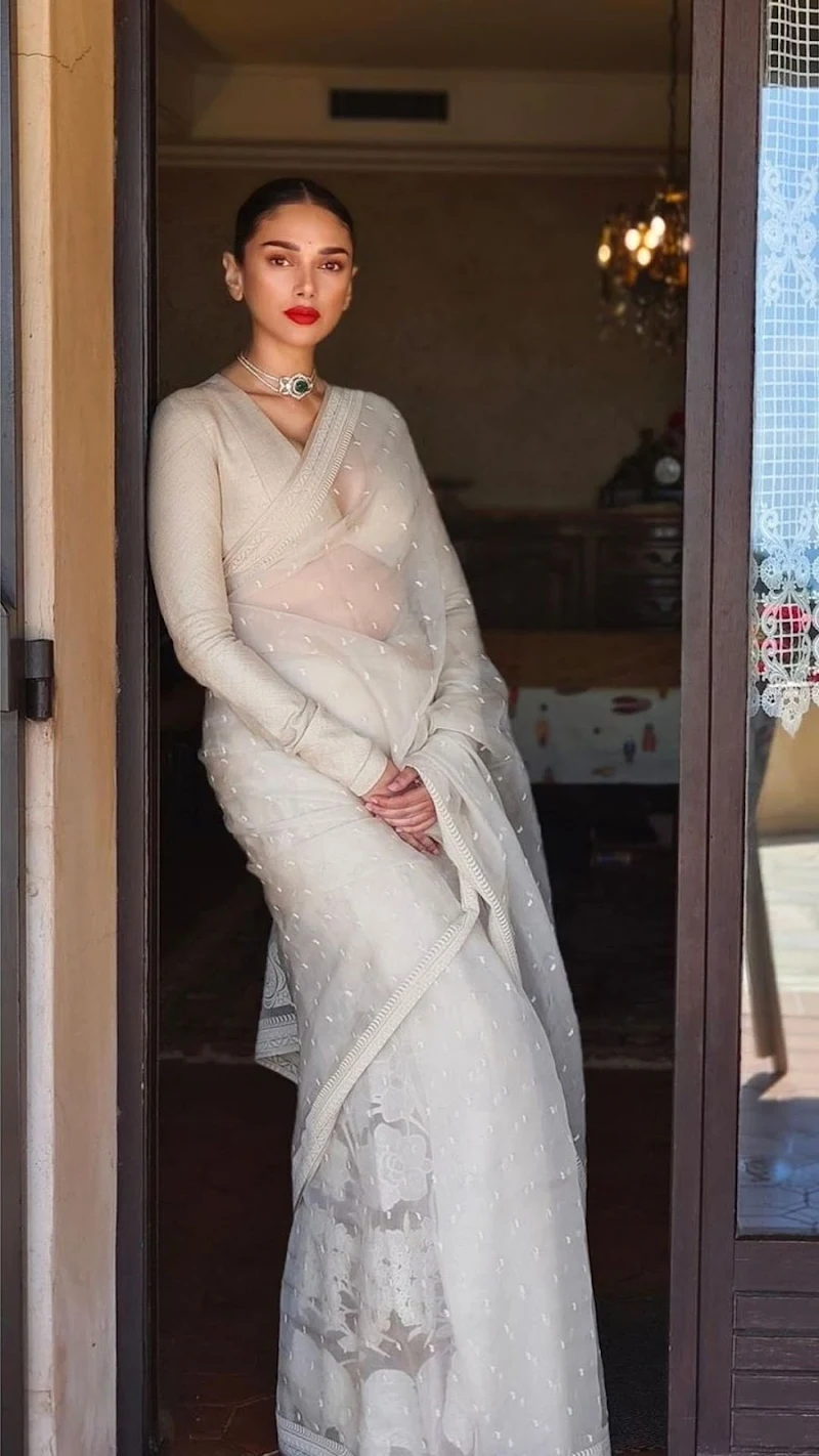 Aditi Rao Hydari saree bollywood actress Aditi Rao Hydari saree bollywood actress