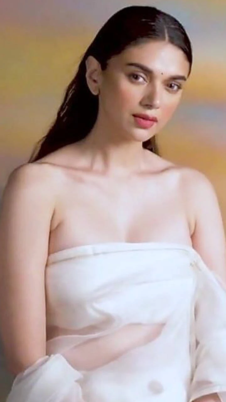 Aditi Rao Hydari saree bollywood actress Aditi Rao Hydari saree bollywood actress