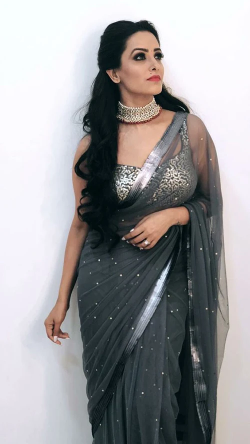 anita hassanandani saree hot indian tv actress anita hassanandani saree hot indian tv actress