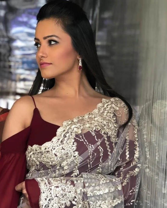 anita hassanandani saree hot indian tv actress anita hassanandani saree hot indian tv actress