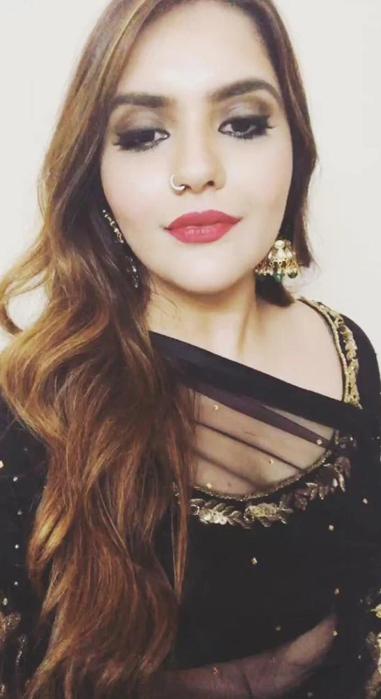 Anjali Anand curvy plus size indian actress saree Anjali Anand curvy plus size indian actress saree