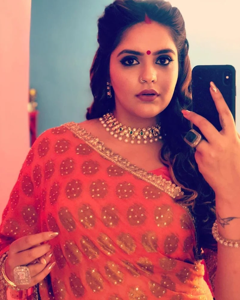 Anjali Anand curvy plus size indian actress saree Anjali Anand curvy plus size indian actress saree